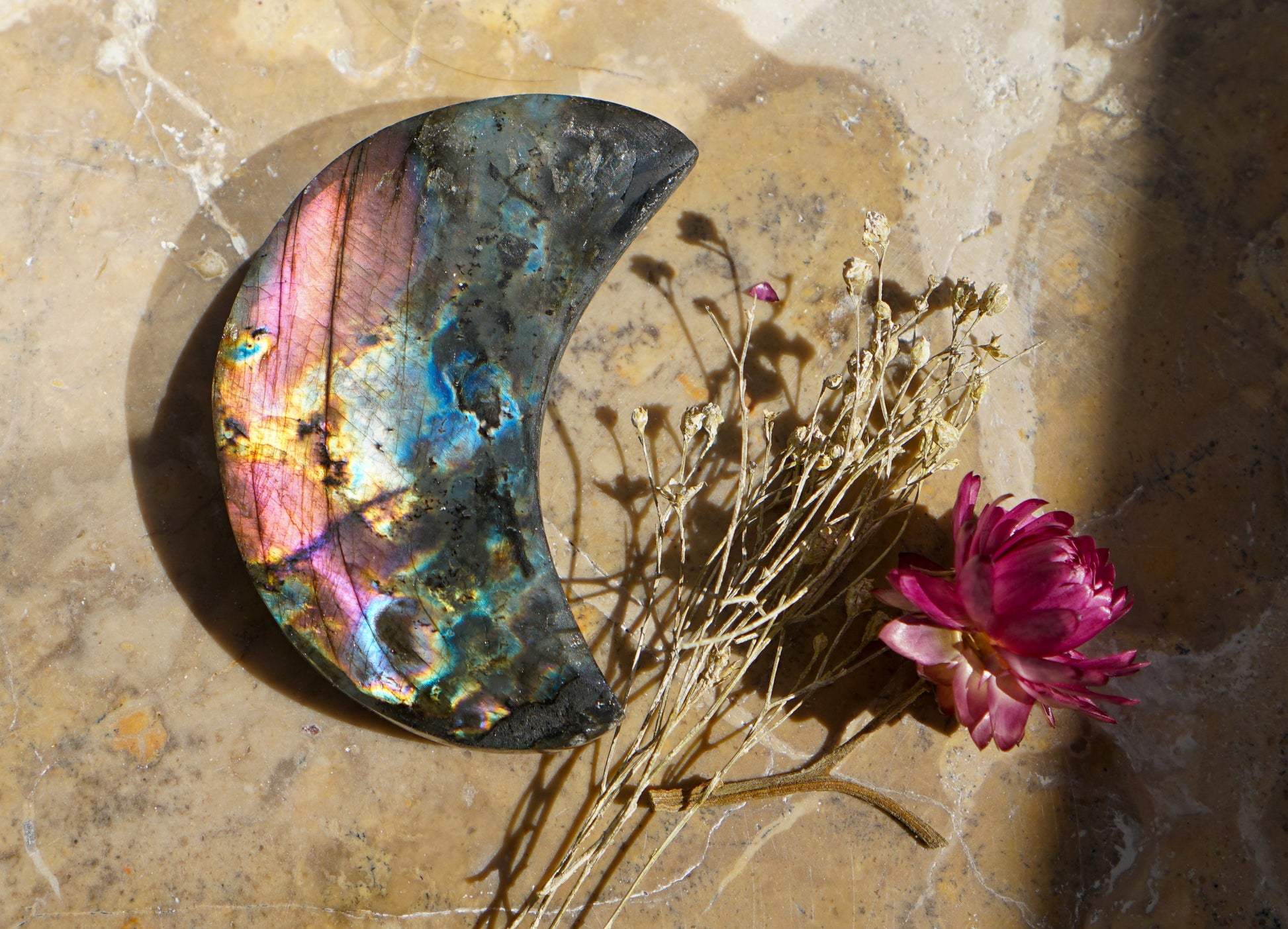 Rainbow Sunset Labradorite Moon Palm Stone