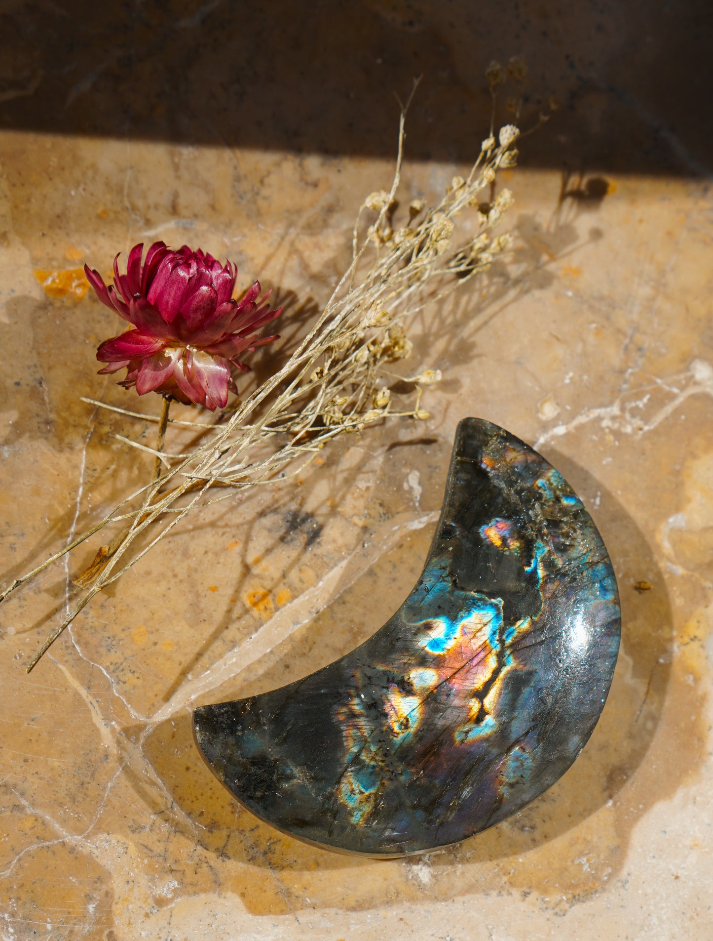 Rainbow Sunset Labradorite Moon Palm Stone